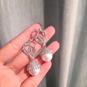 NWT Wedding Pearl Earrings, Bridal Earrings